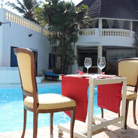 Room In Guest Room - A Wonderful Beach Property In Diani Beach Kenya Mombasa Exterior photo